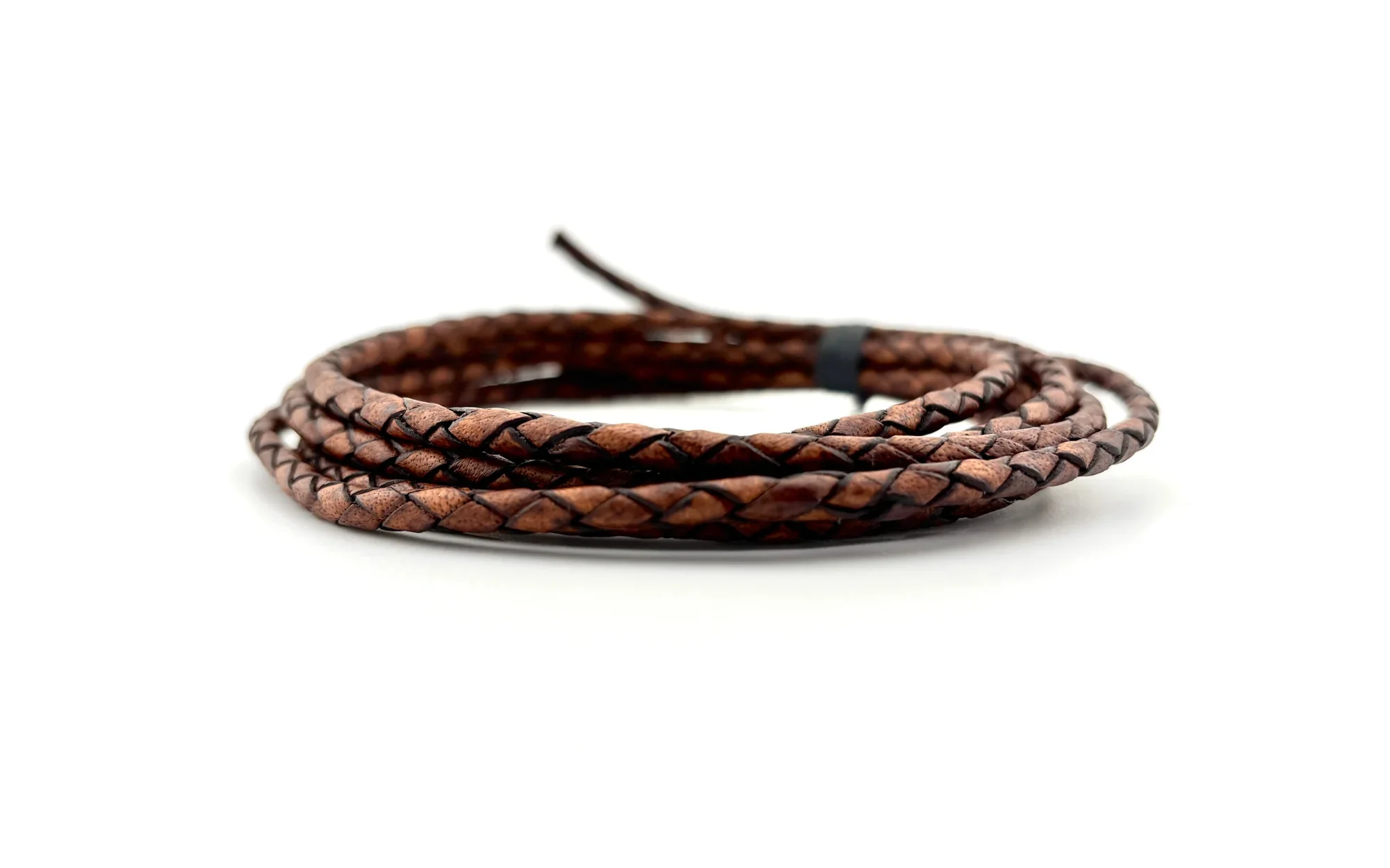 ANTIQUE BROWN