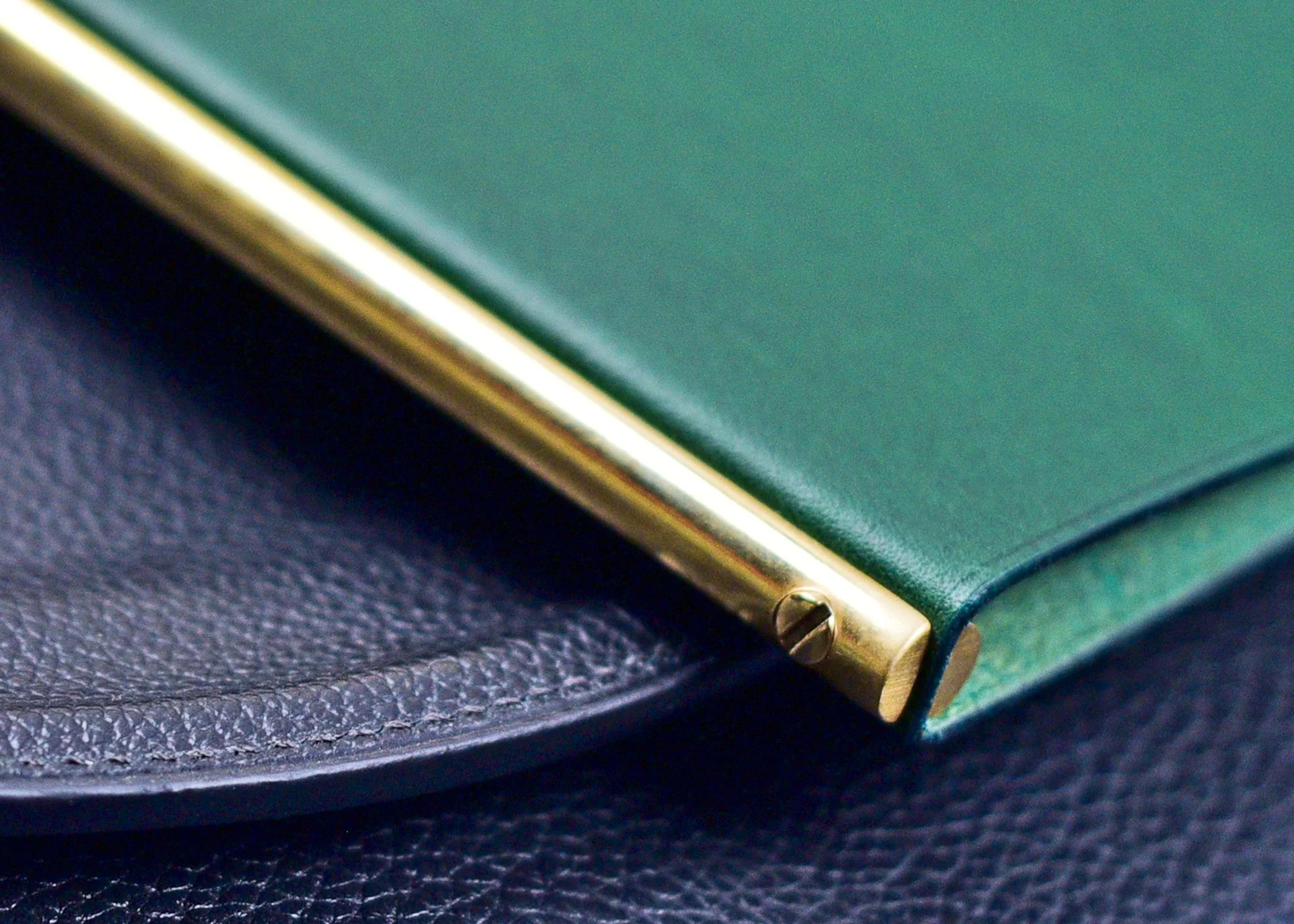 GREEN BUTTERO COWHIDE