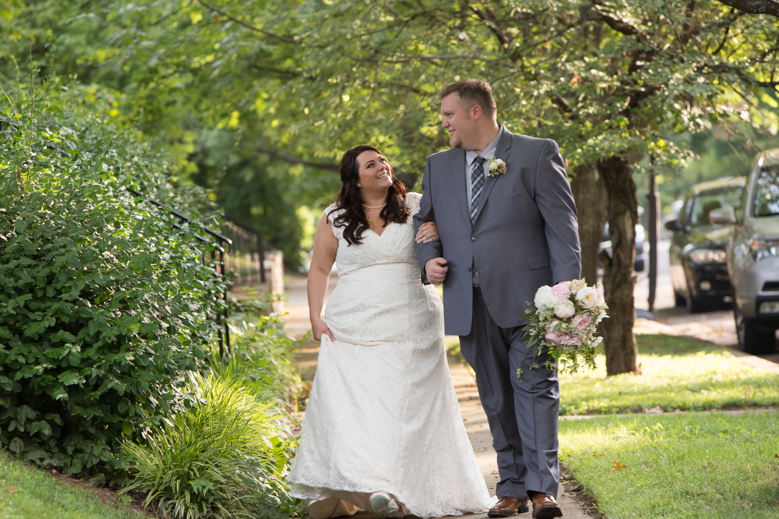 The light was so beautiful on their wedding day for this Nashville couple