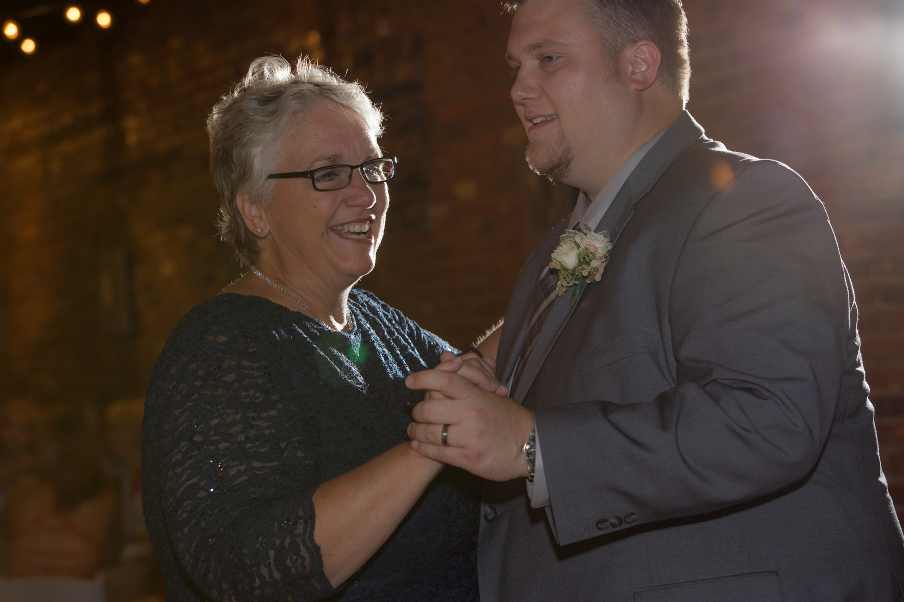 Groom and Mom