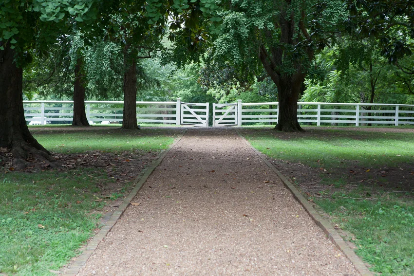 Entrance-Travellers-Rest-Plantation.jpg