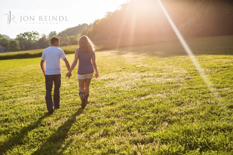 Sunset-couple-image-Drakewood-Farm-Engagement.jpg