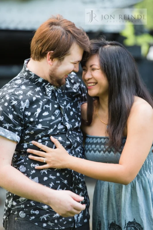 cute-couple-session-centennial-park.jpg
