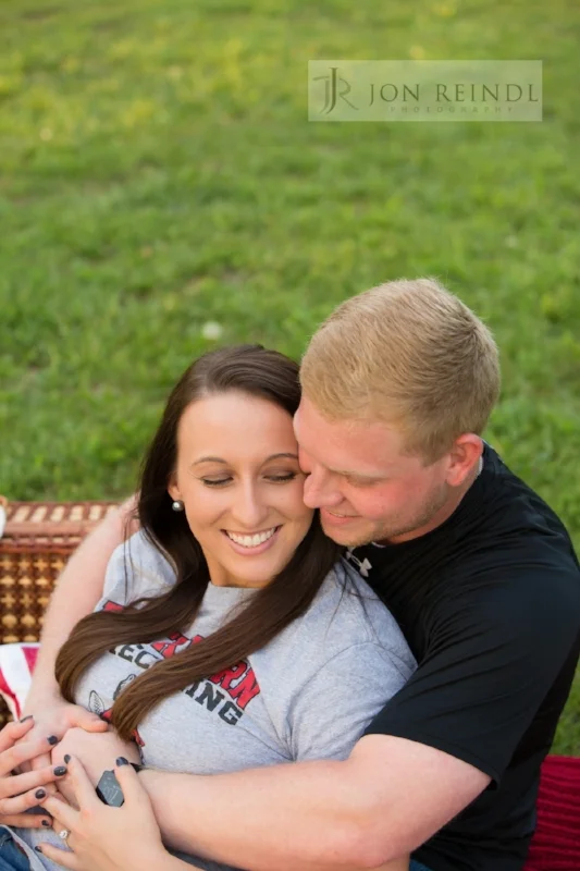 engagement-session-arrington-vineyards.jpg