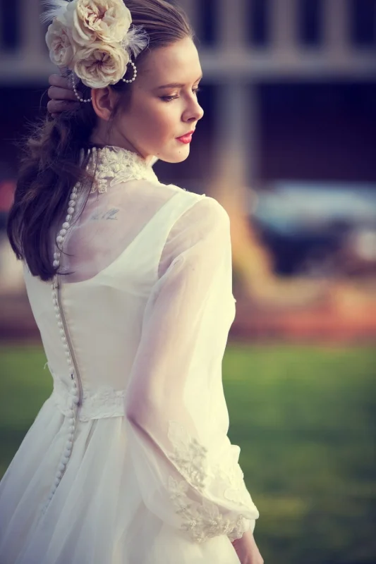 Bride with Floral Headpiece Riverwood Mansion