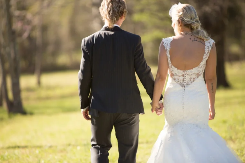 Beautiful light for this spring wedding day!