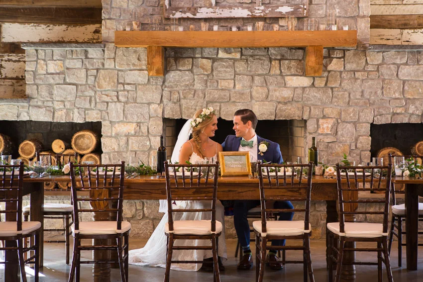 Homestead-Manor-wedding-reception-long-table.jpg