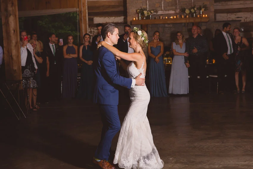 Homestead-Manor-first-dance.jpg