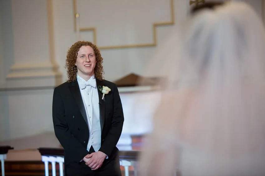 groom-seeing-bride-for-first-time.jpg