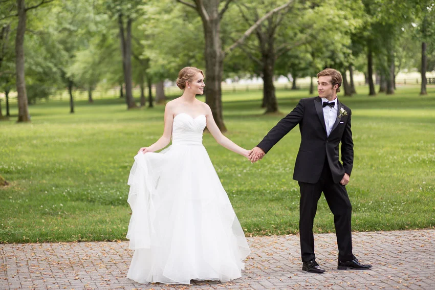 bride-and-groom-the-estate-at-cherokee-dock.jpg