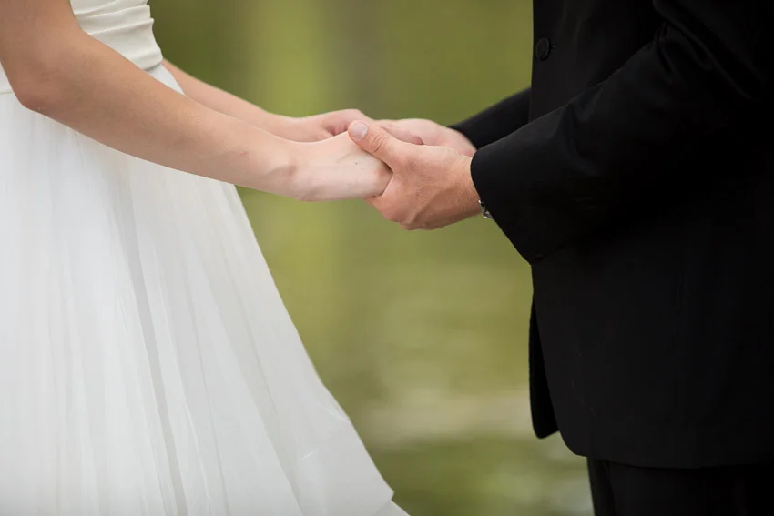 The-Estate-at-Cherokee-dock-wedding-photo-shoot-2011.jpg