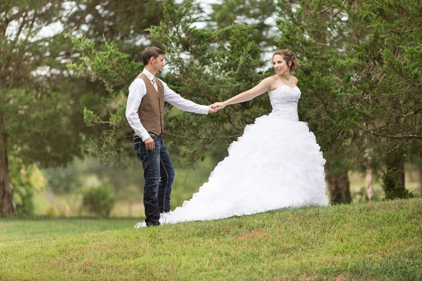 Blue-Barn-Wedding-Columbia-Tennessee-1000.jpg