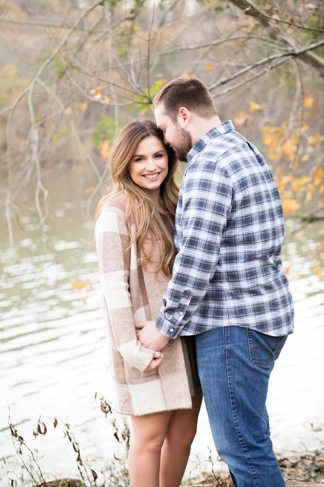 lake-radnor-engagement-session-fall.jpg