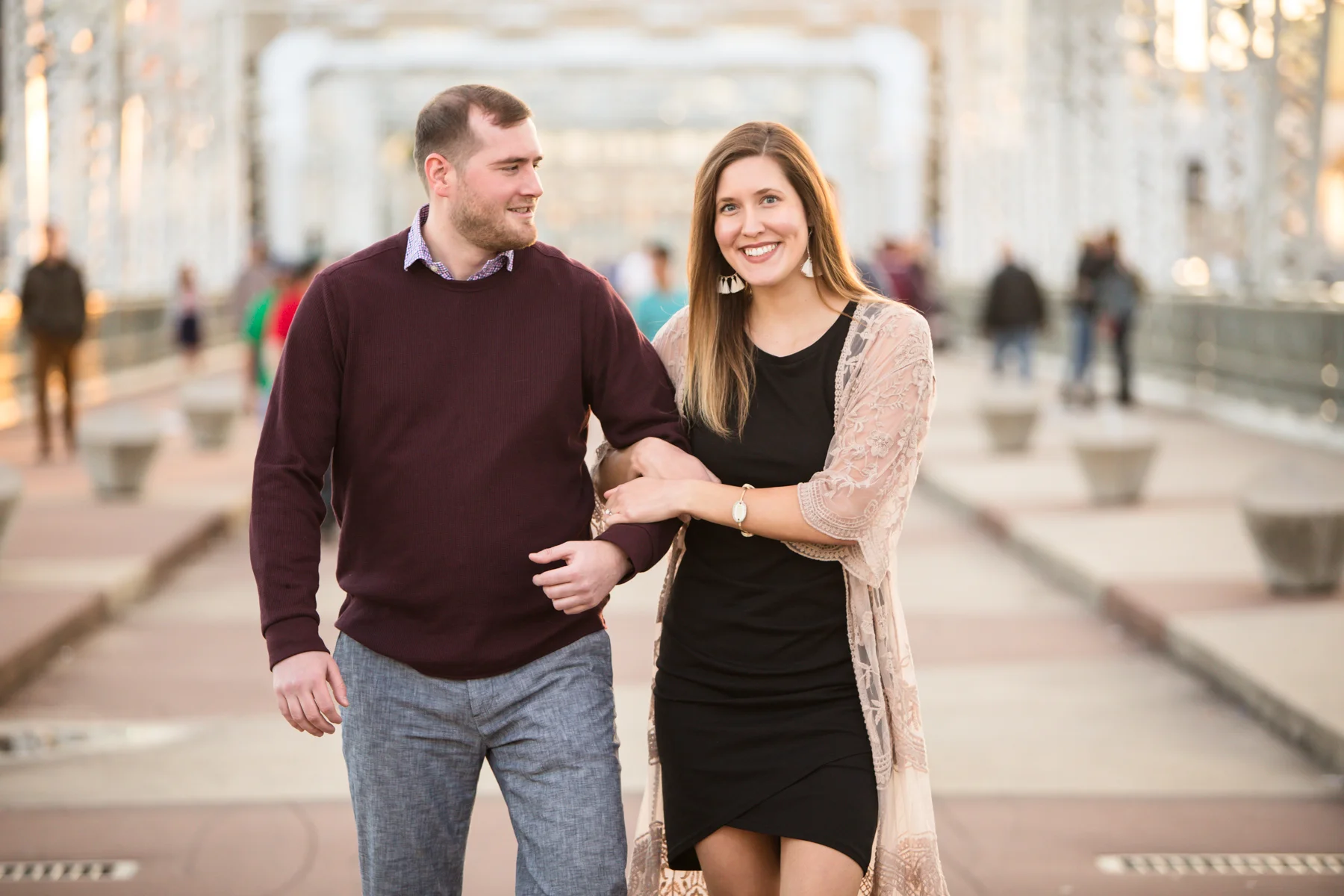 pedestrian-bridge-nashville-couple-session.jpg