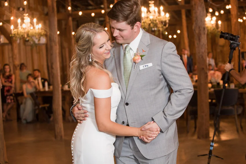 Meadow-Hill-Farm-Wedding-Meghan-and-Chris-0437.jpg