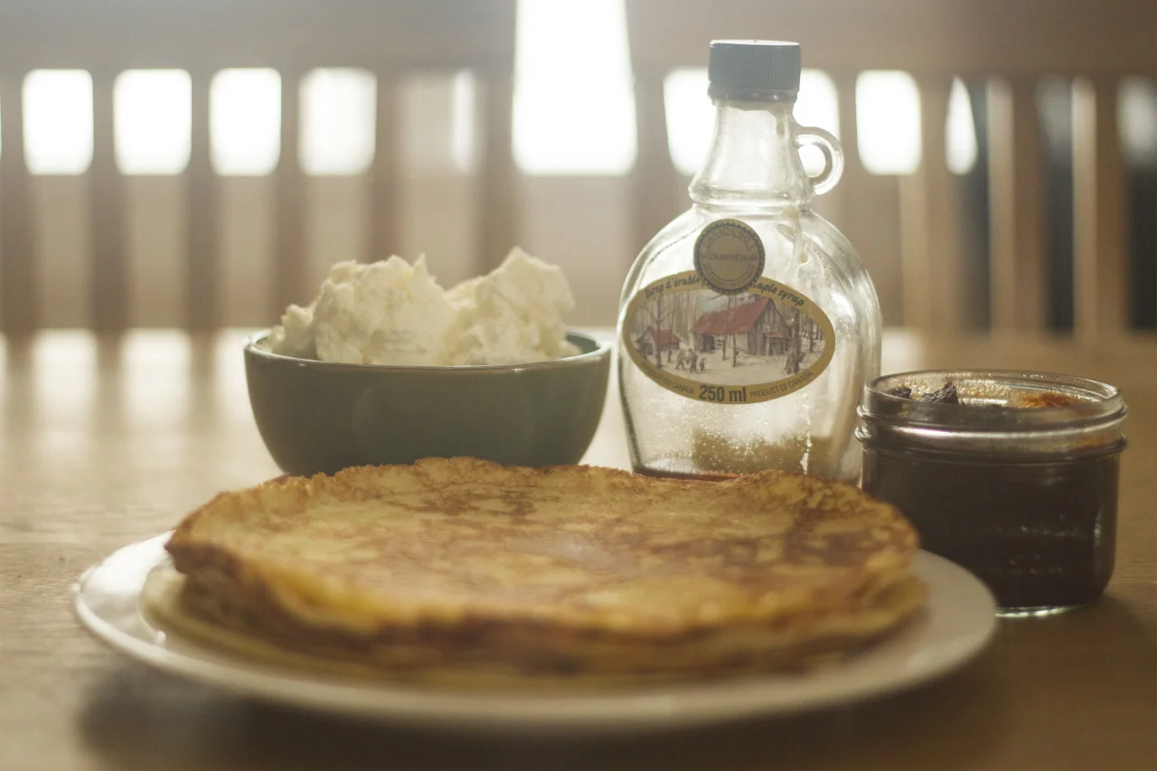We opened the last jar of apple butter. Time to restock.
( Crêpes with w hipped cream, maple syrup, and apple butter.)