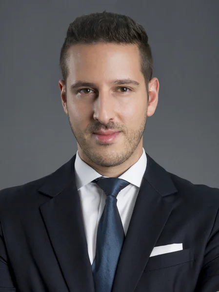 Ep 14 - Author, Amazon FBA Expert, Electronics Sourcing Guru - Manuel Becvar from ImportDojo.com episode artwork