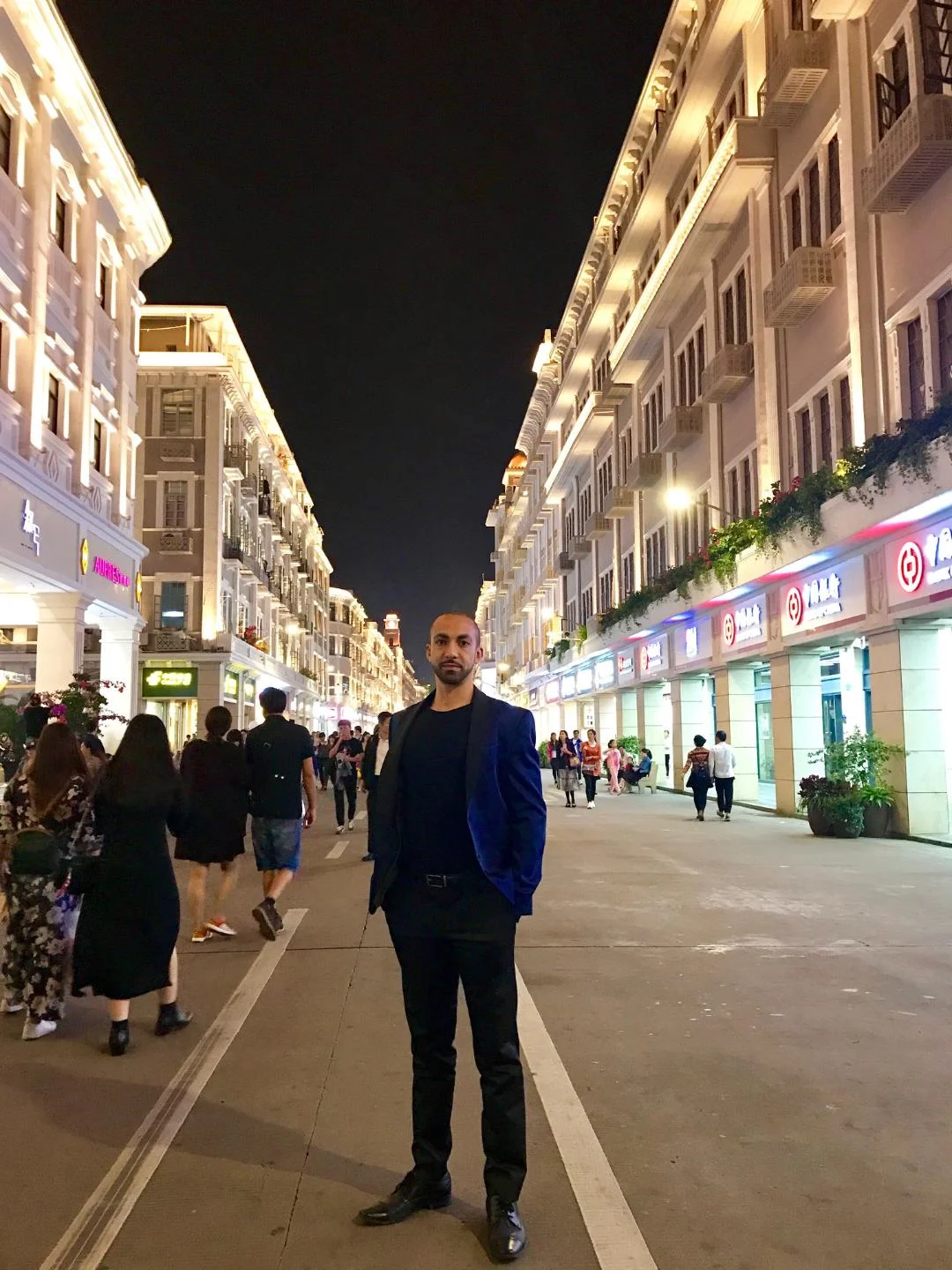 Ep 60 - One Month in China: FBA, Canton Fair Sourcing w/ Ahmed Part 2 episode artwork
