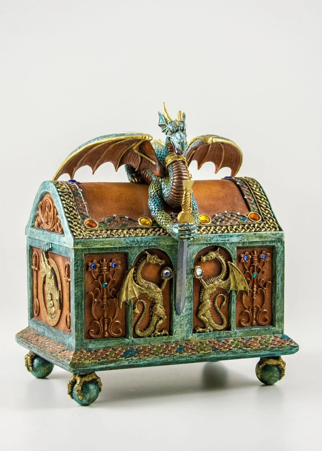  CRYSTAL VISIONS GIFTWARE 