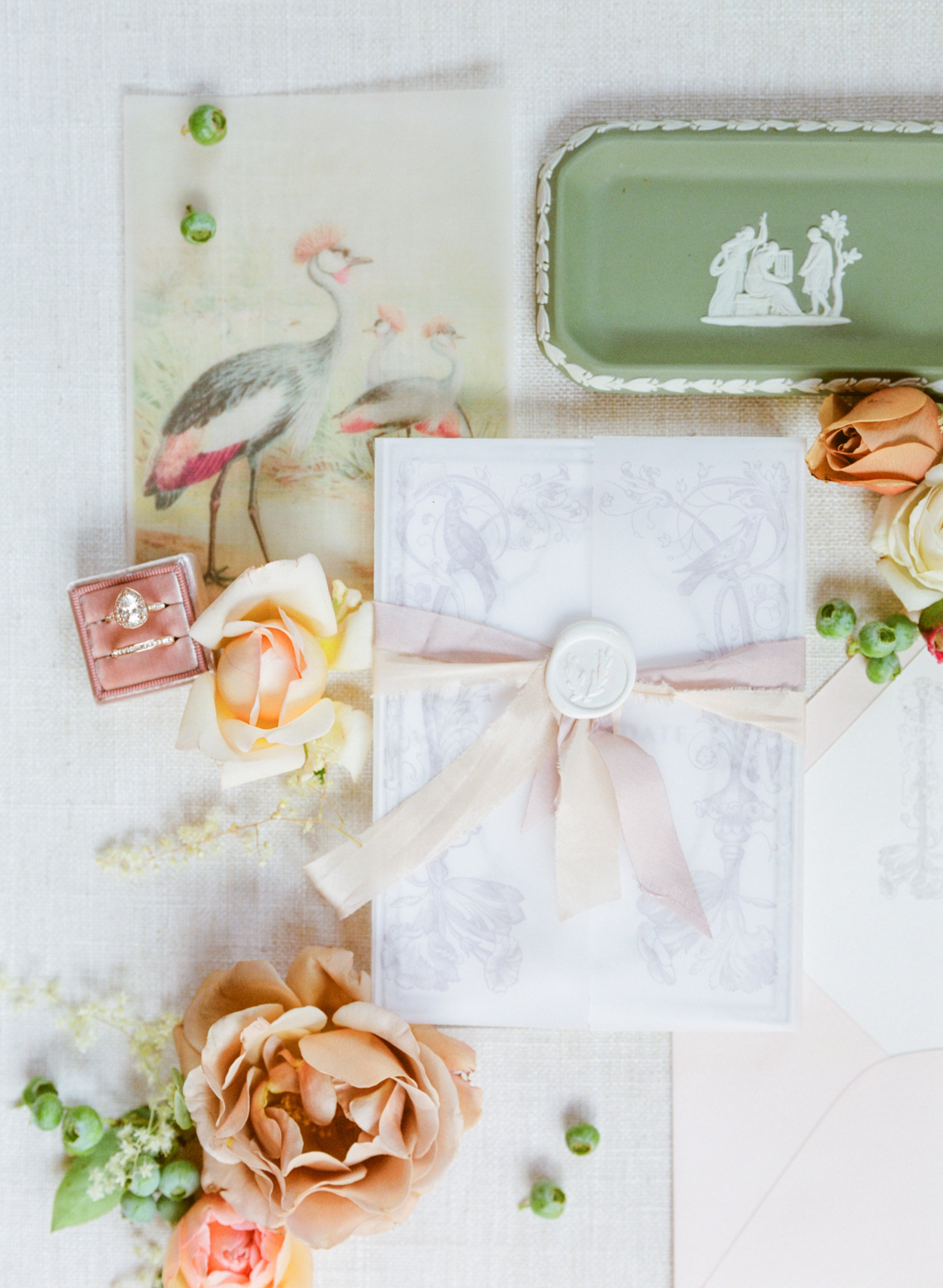 Carlos-Hernandez-Photography-Bella-Luna-Wedding-Editorial-Seattle-014.jpg
