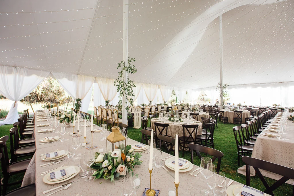 family style reception.jpg