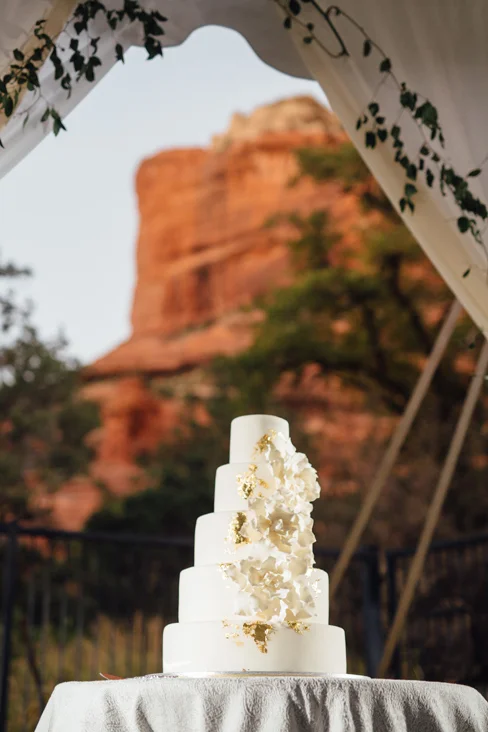 gold and white floral wedding cake.jpg