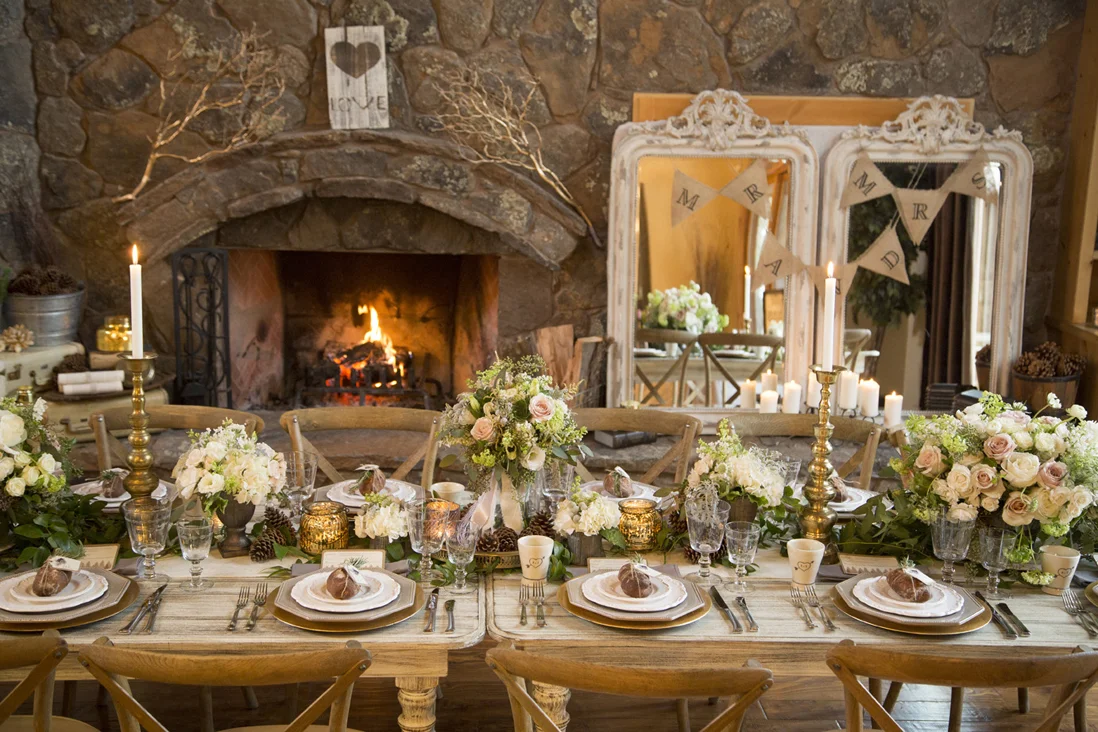winter wedding ideas.jpg