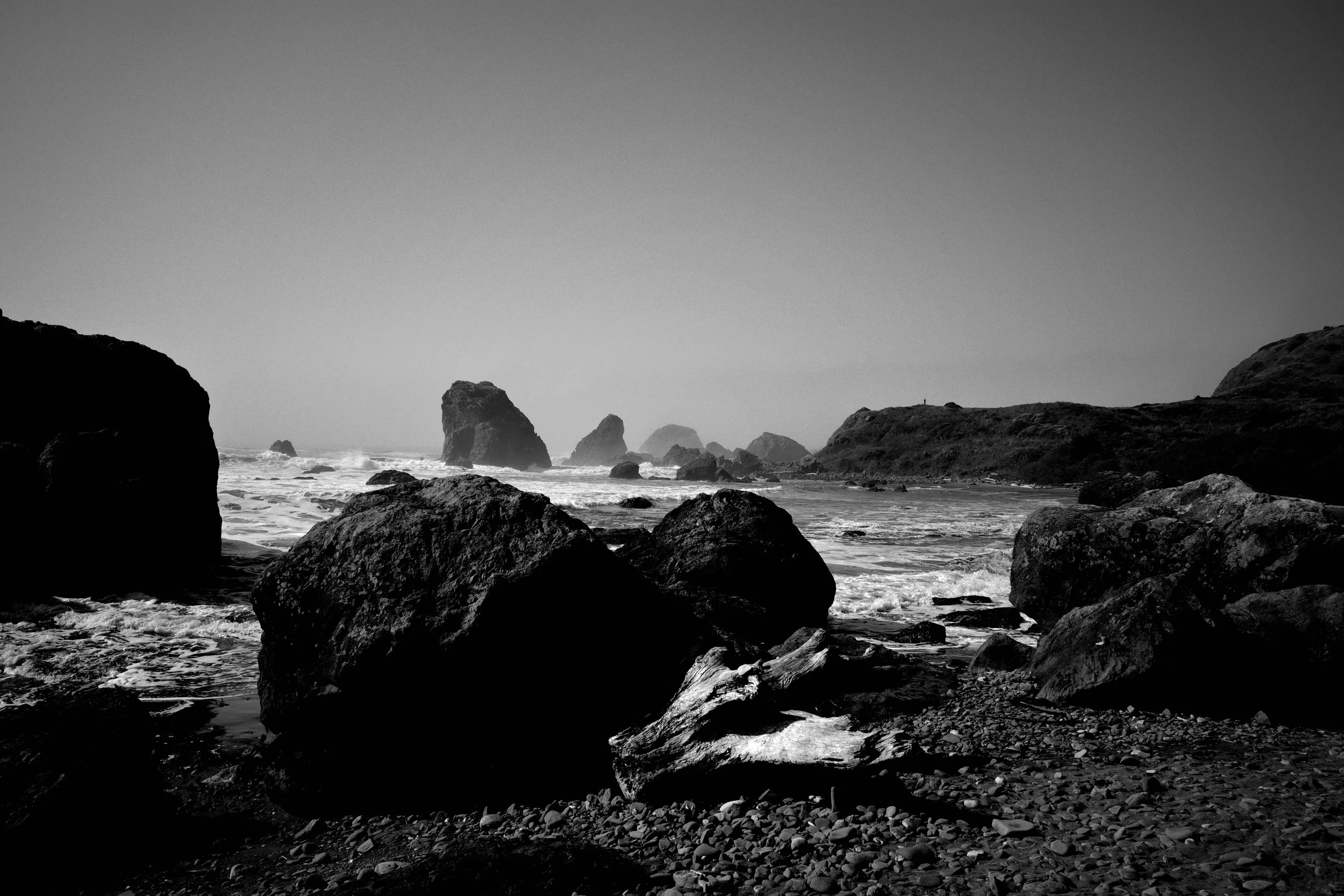 BW Rocky Beach.jpeg