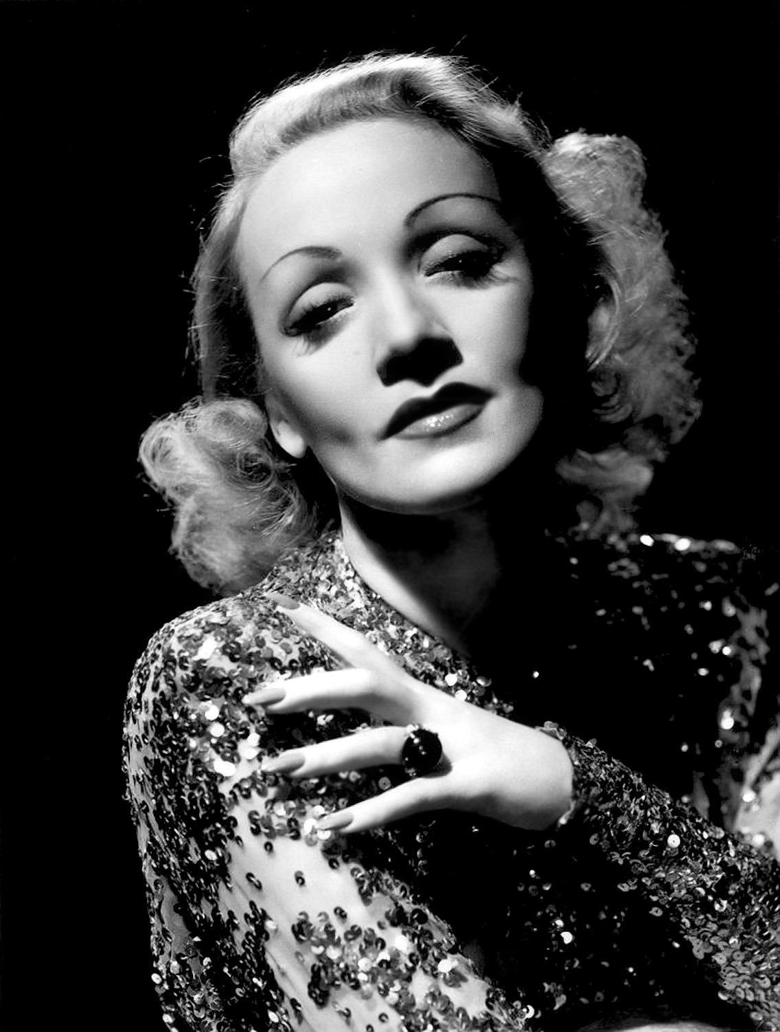 Annex - Dietrich, Marlene (A Foreign Affair)_02.jpg