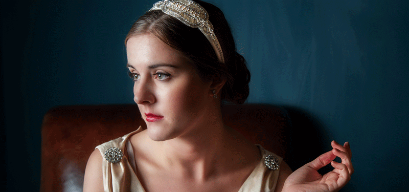 Gatsby-side-tiara-bridal-hair-accessories-by-harriet.gif