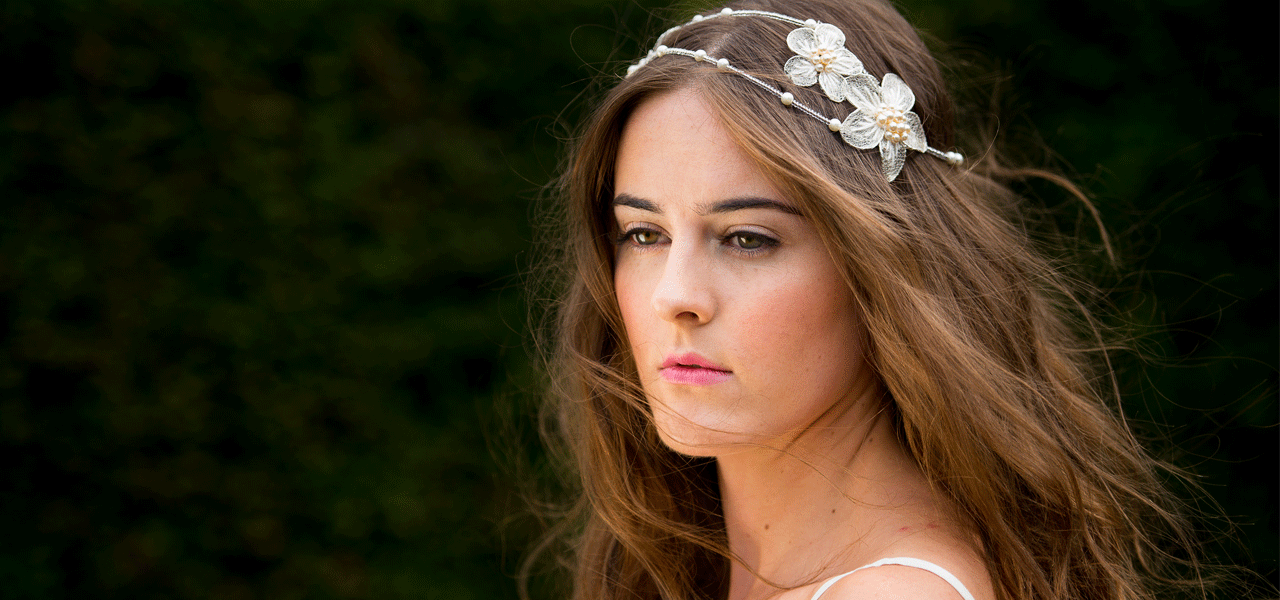 lorelle-circlet-bridal-hair-accessories-by-harriet.gif