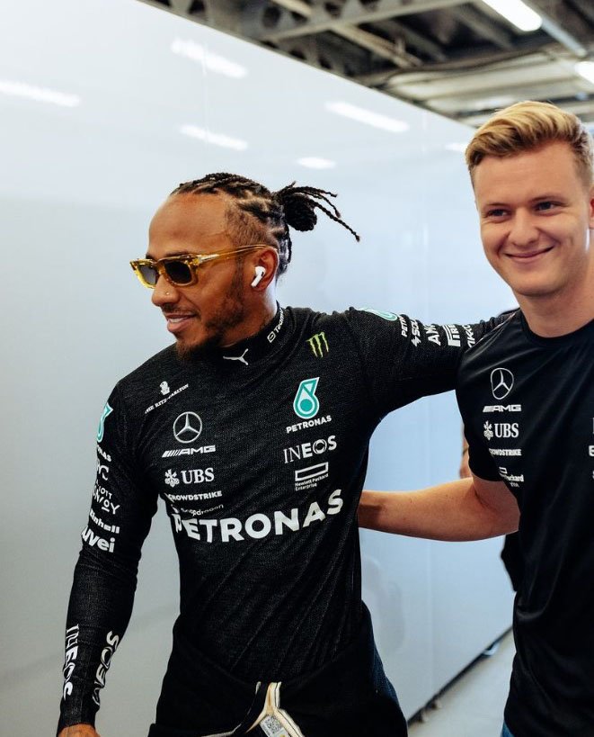 Screenshot 2023-05-03 112242 AAAA.jpg