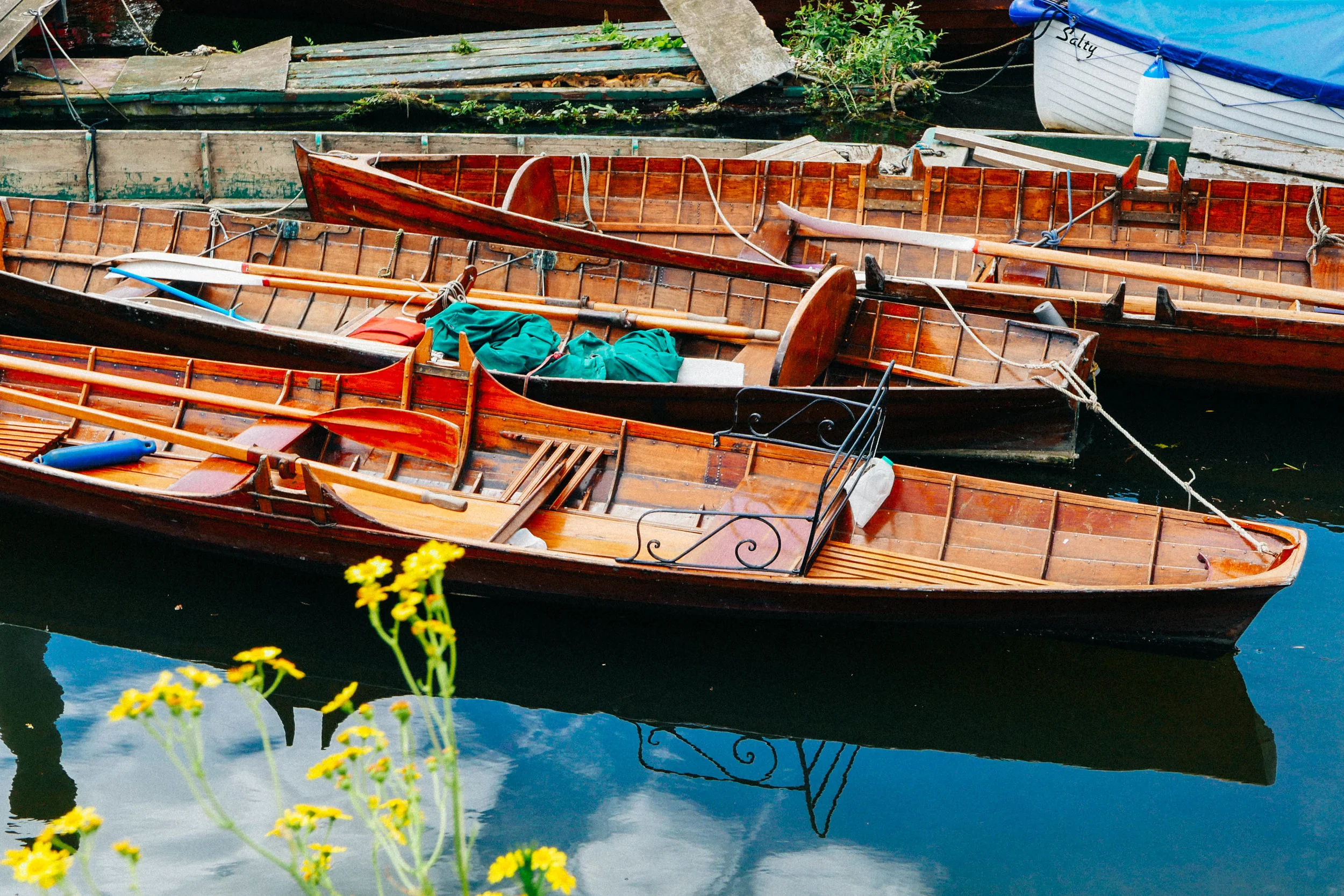 {Above: canoes for hire in Richmond | Below: scenes from the Tower of London}