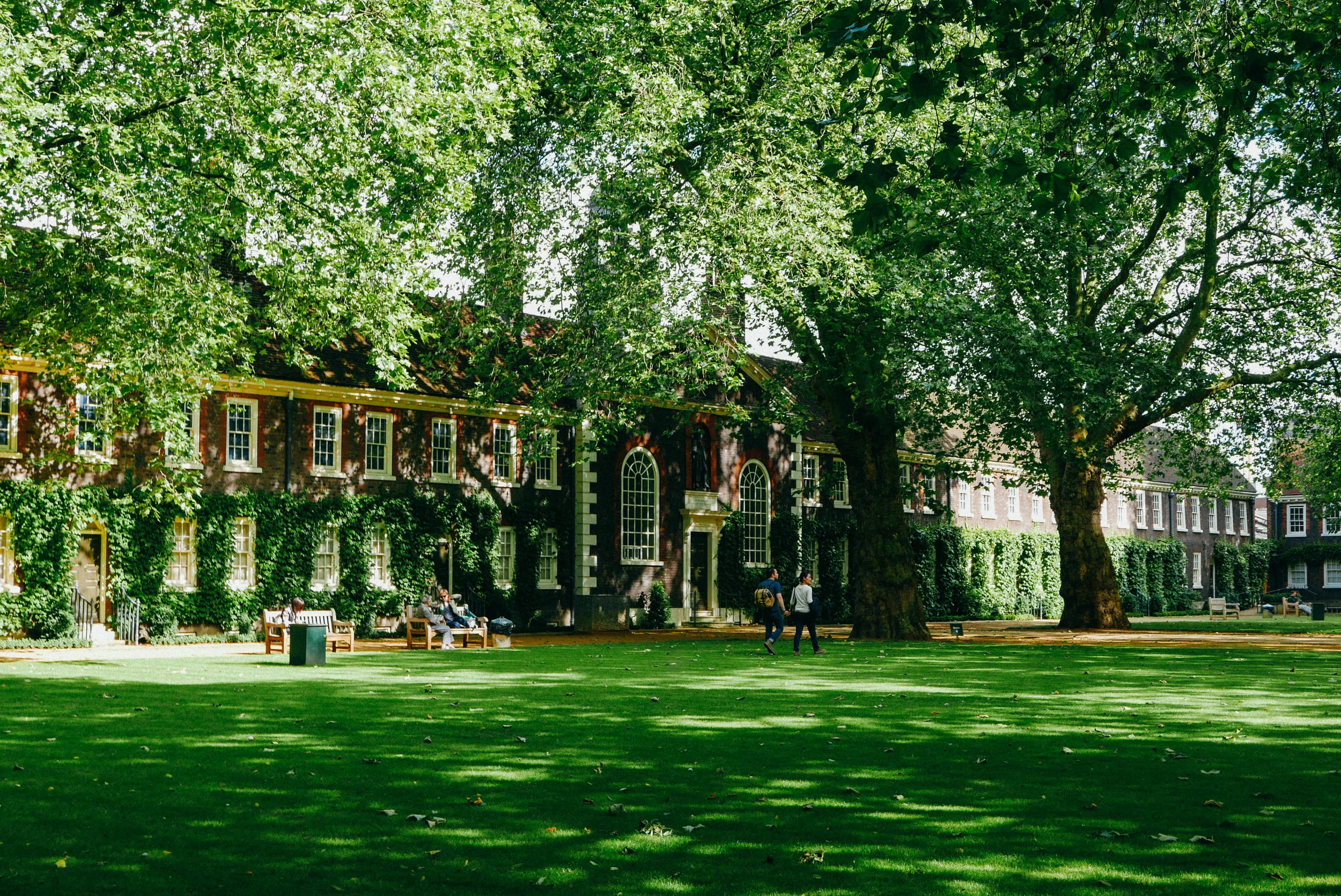 {Above: the front lawn at the Geffrye Museum | Below: the museum's period gardens}