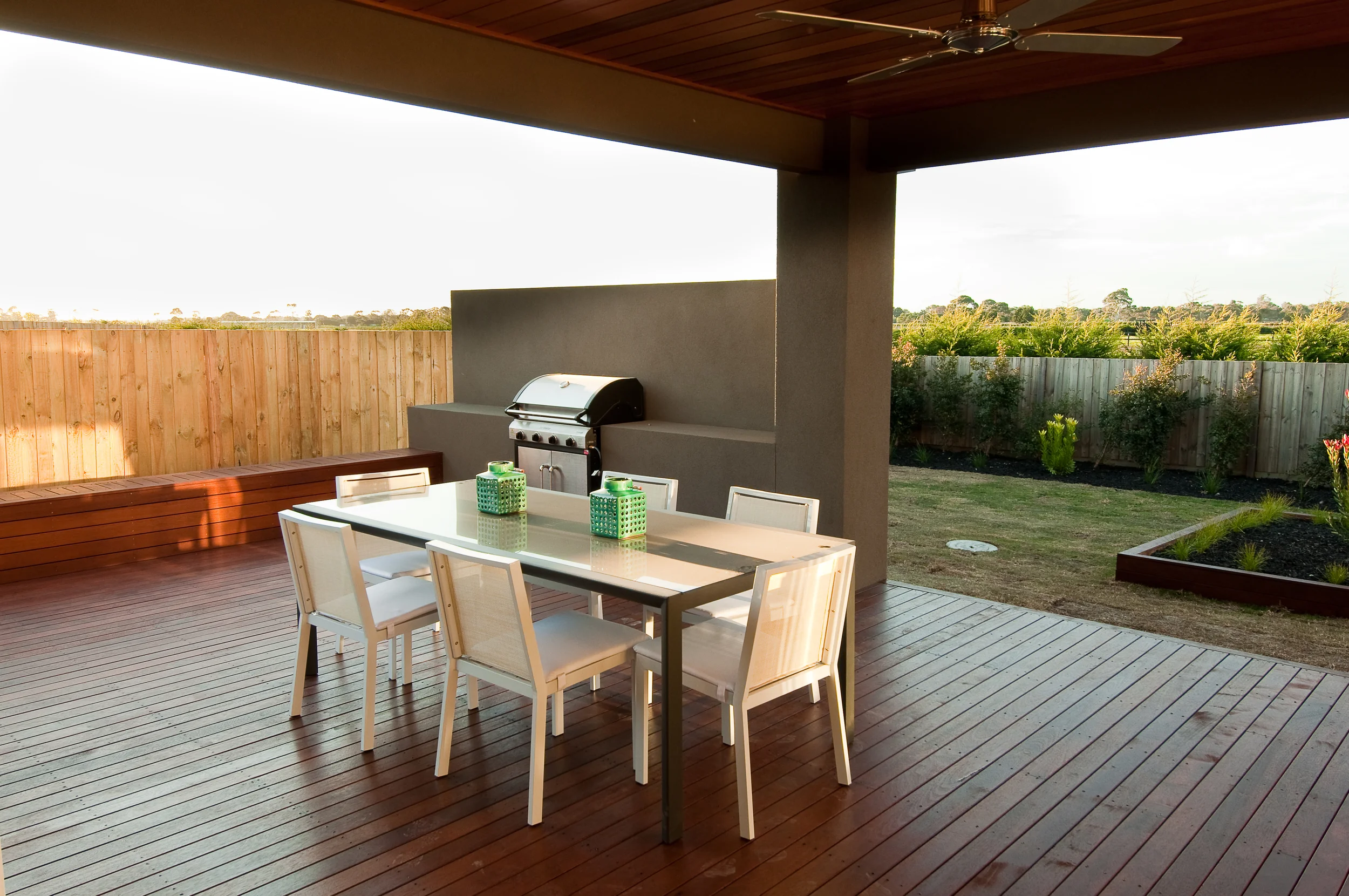 Alfresco.jpg