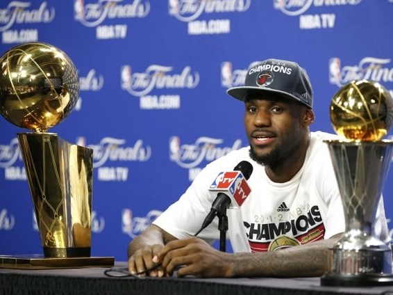 Cleveland Caveliers Forward LeBron James