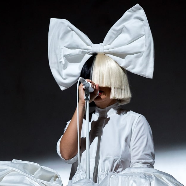 Above: SiA famously known to us for her smooth vocals laid down on underground smash hit UK Garage track 'Little Man'