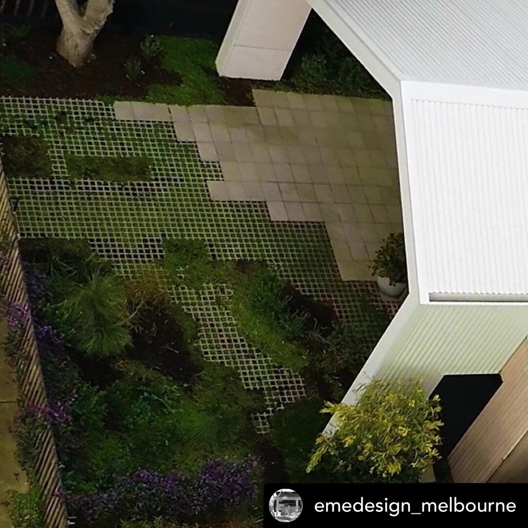 Sustainable House Day is on again, with loads of great homes open this Sunday, including the Merri Merri House @emedesign_melbourne.  We enjoyed working with Luke to design the landscape as an integral part of the suite of sustainable elements showca