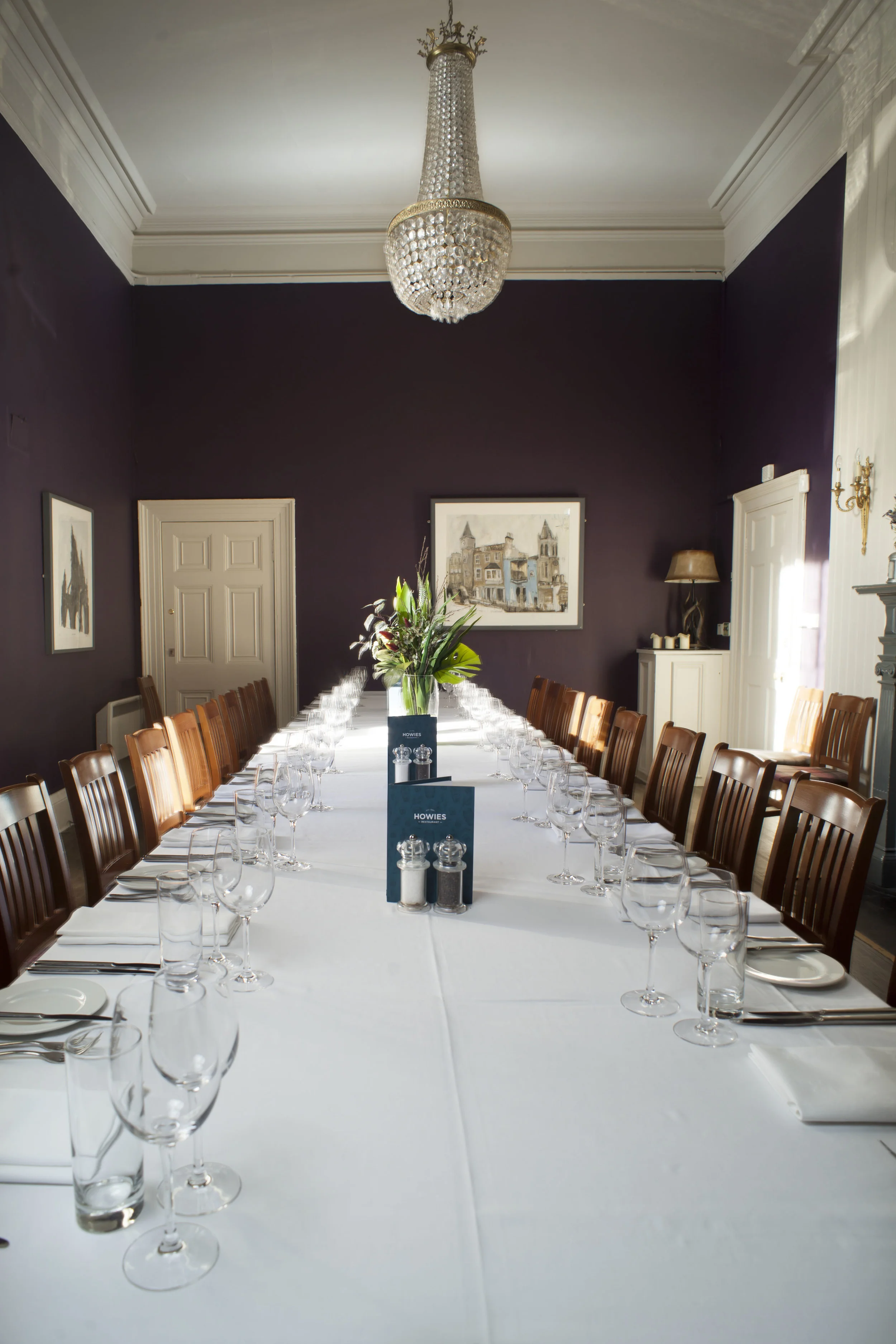 Howies Interior 2.jpg