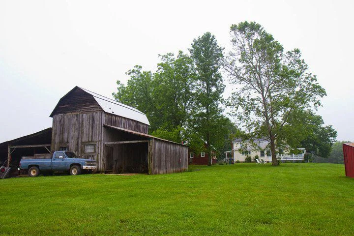 Barn-Lounge-Wedding-Scottsville-Events-Audio-Visual-The-AV-Company.jpg