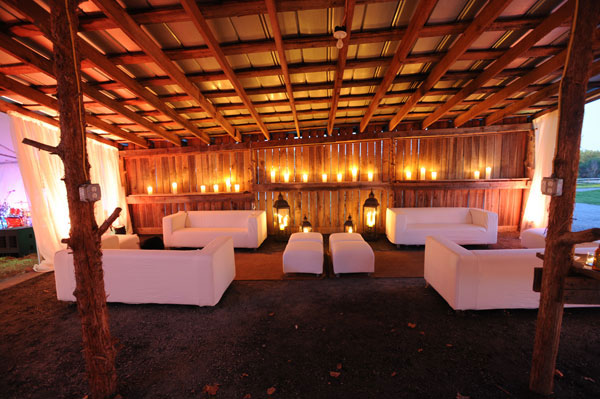 wedding-lighting-decor-furniture-barn-virginia.jpg