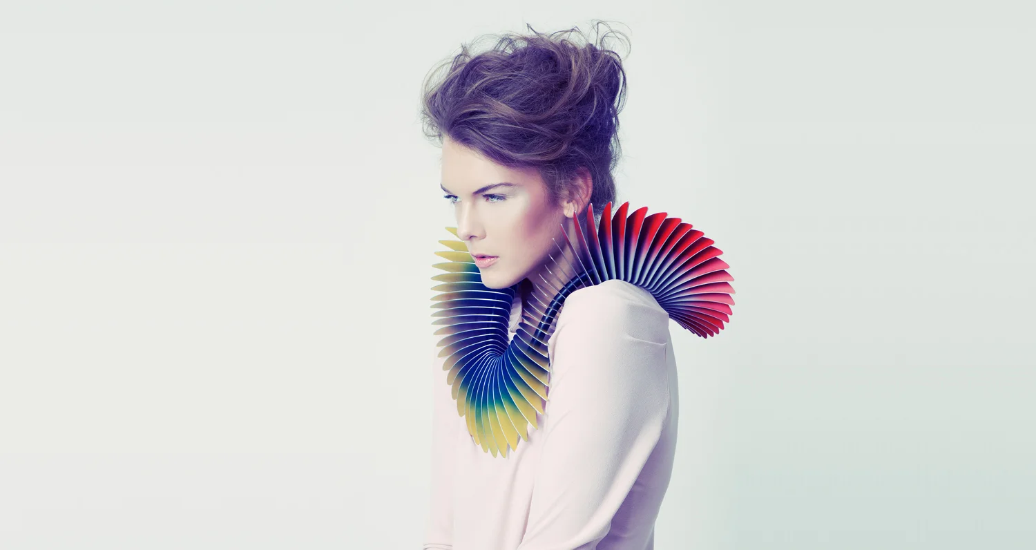 Photograph: Pia Schweisser Model: Pauline Rempp Makeup: Kerstin Hadju Styling: Susi Bauer