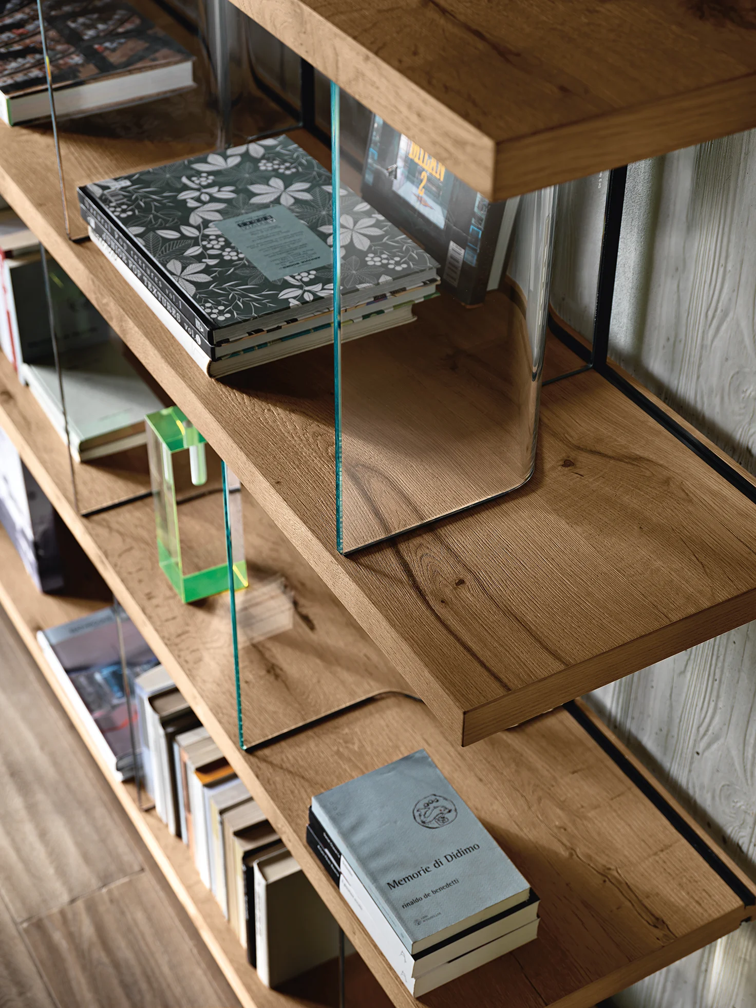 INORI_libreria_Part_72dpi.jpg