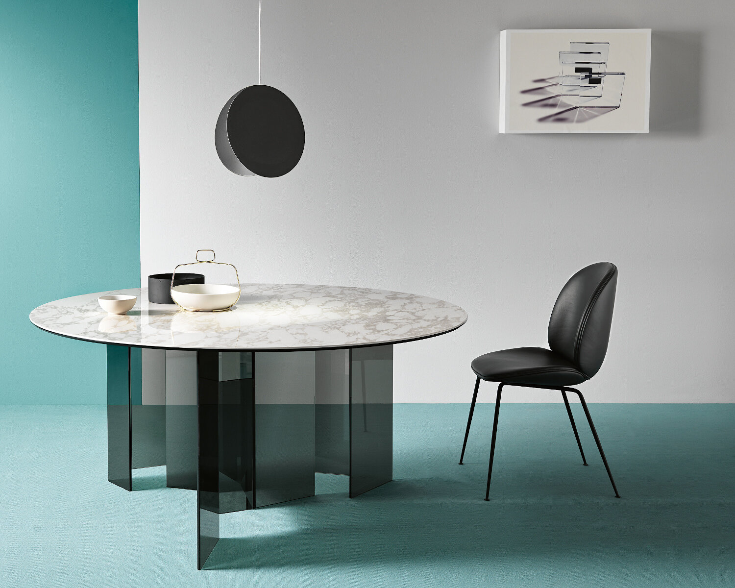 Table Metropolis, cermic + glass fumé