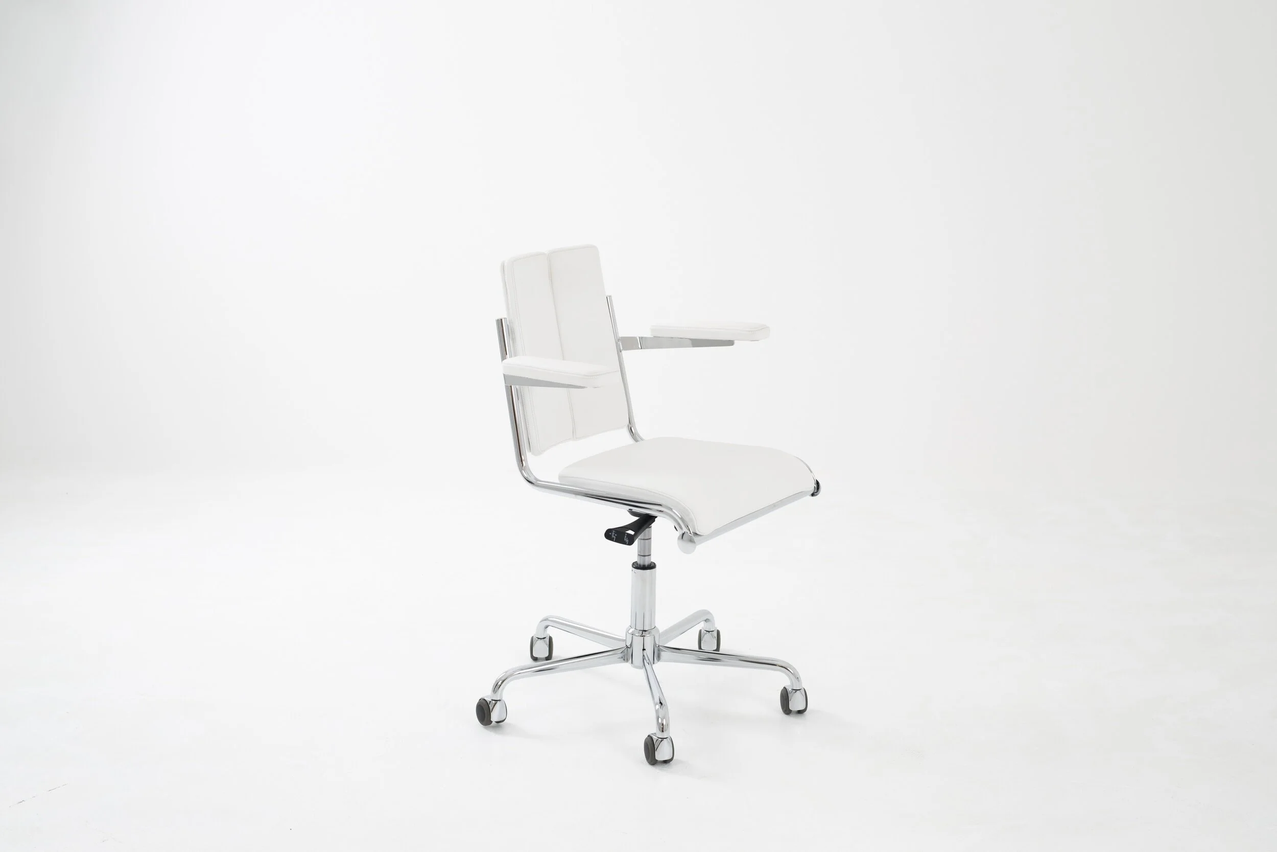 Schreibtischsessel D12 : CHF 1'375.– (-35%)