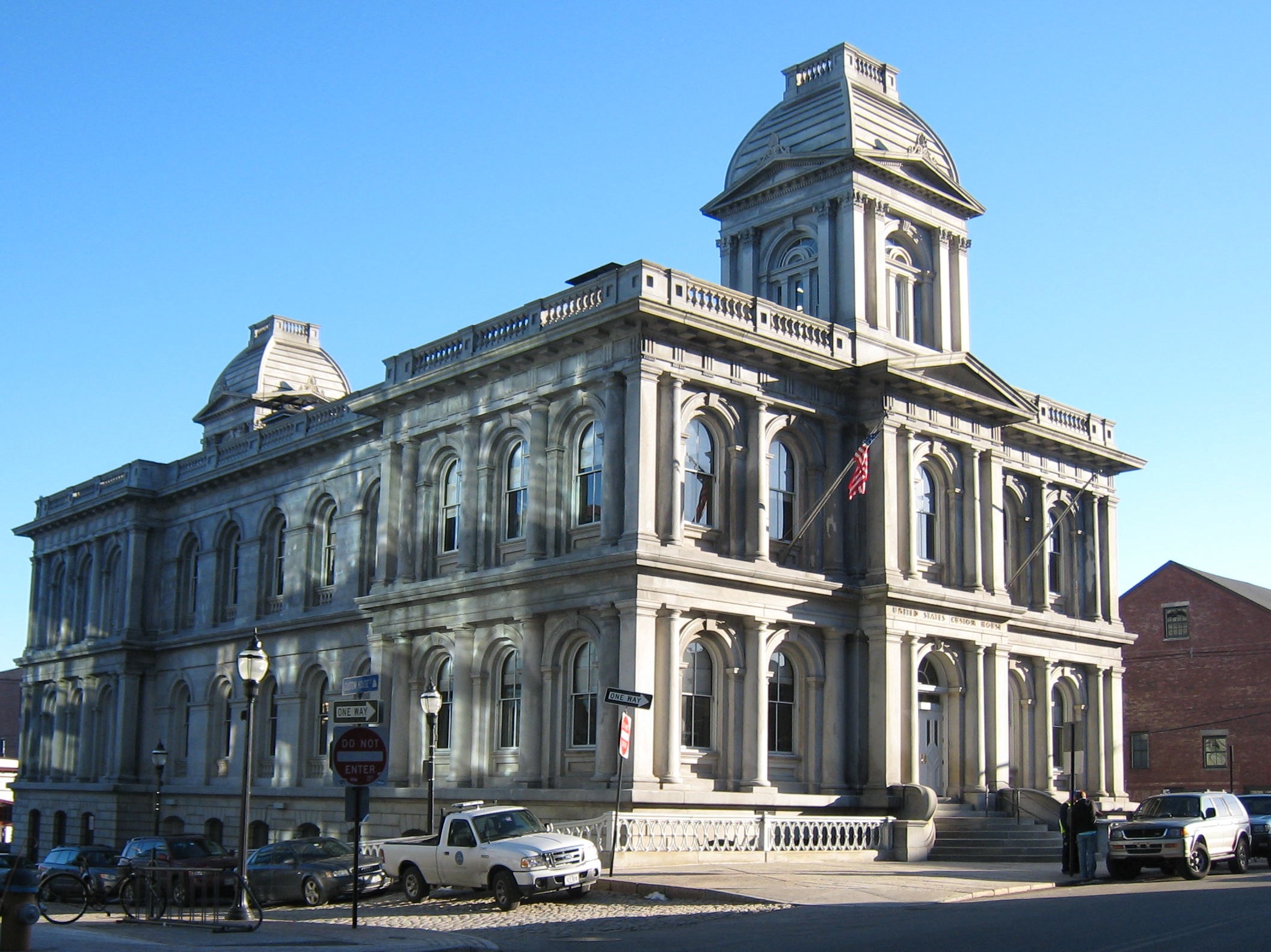 Customs House Photo.jpg