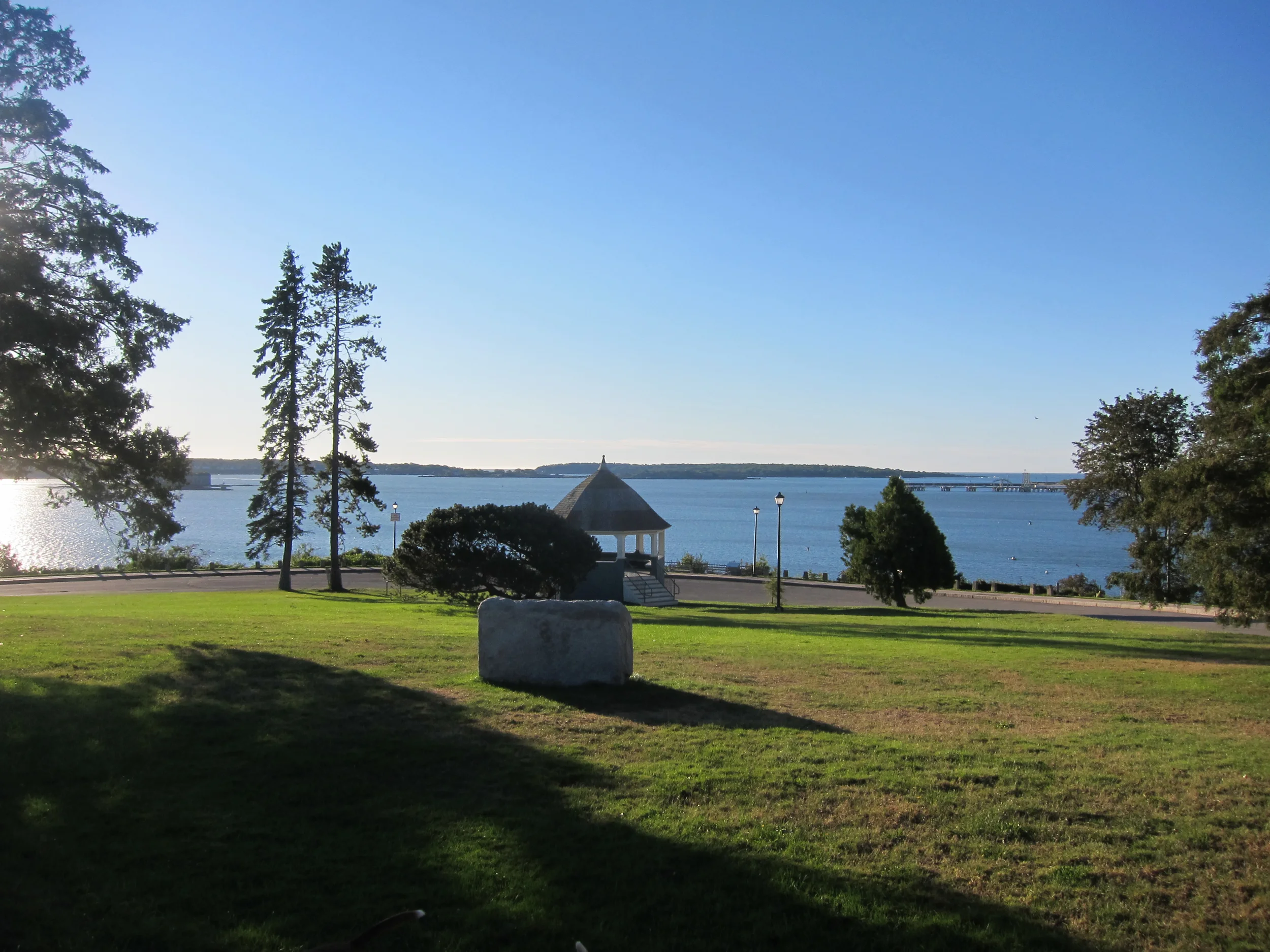 Portland_Fort_Allen_Park_overview_late_day_2013_Friends_of_Eastern_Prom.jpg