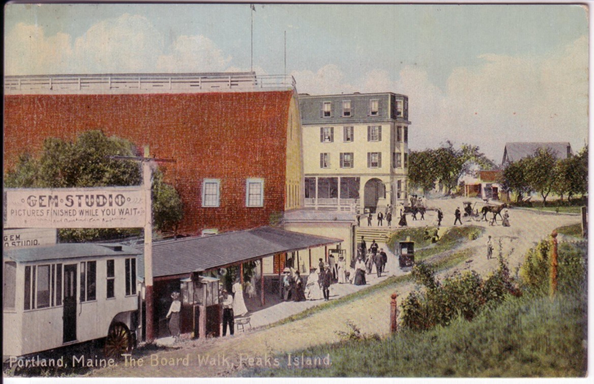 Peaks_Island,_Maine,_Boardwalk,_postcard.jpg