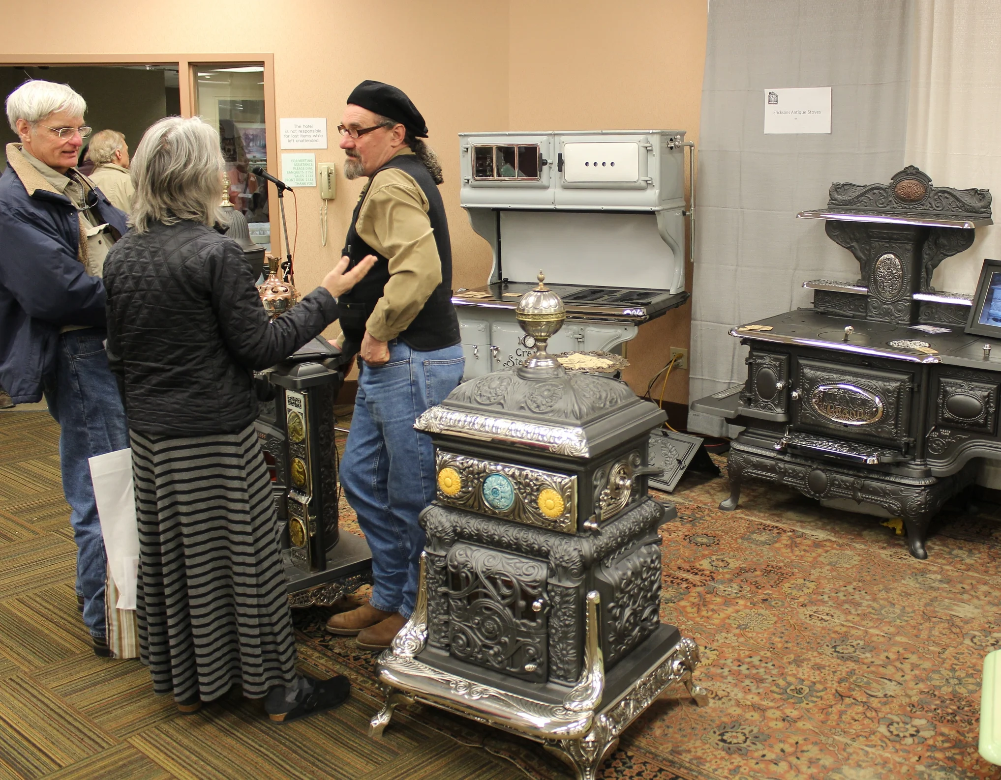 ericsons antique stoves 2.jpg