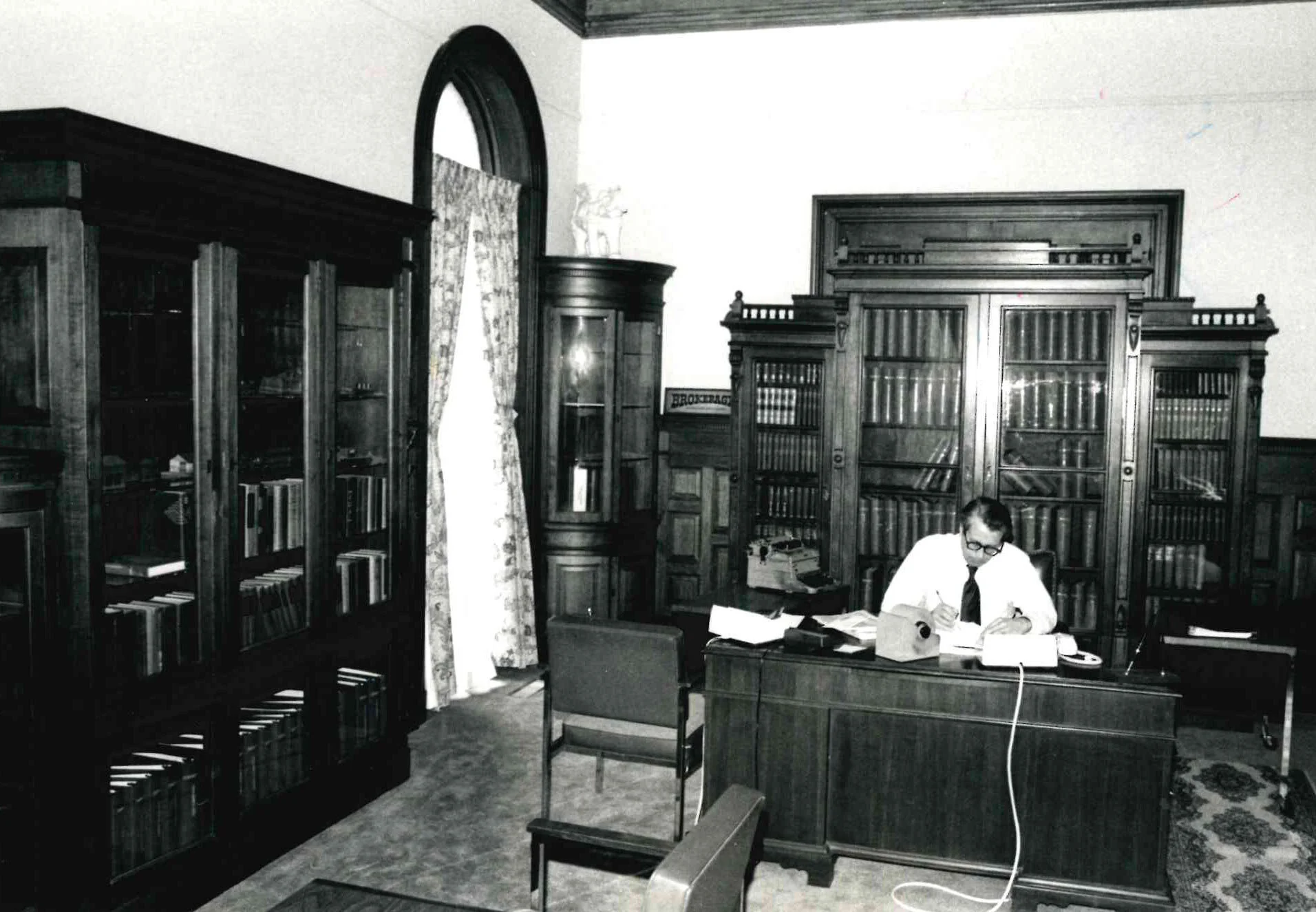 Safford House first floor in 1984